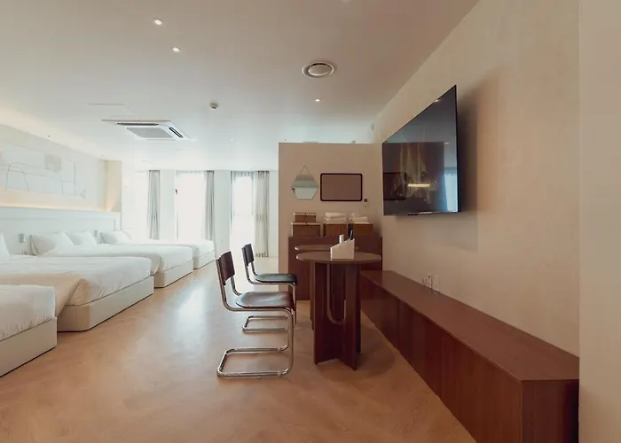 アパート Siena-family Free Pickup Late Checkin And Checkout 1 Minute From Deoksugung Palace Wagon