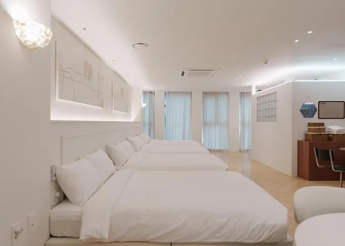 アパート Siena-family Free Pickup Late Checkin And Checkout 1 Minute From Deoksugung Palace Wagon *